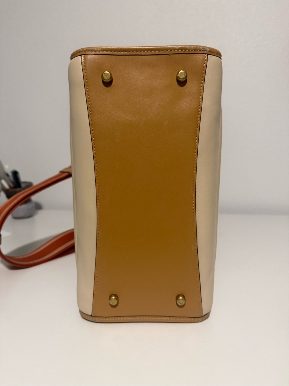 Coach Leatherware Beige & Tan Messenger Bag with Orange Strap - Picture 3 of 5